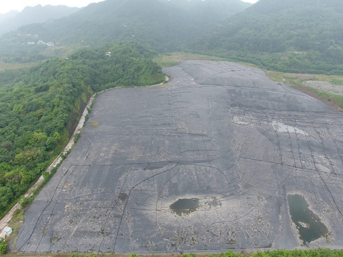垃圾填埋場(chǎng)中防滲之高密度聚乙烯膜